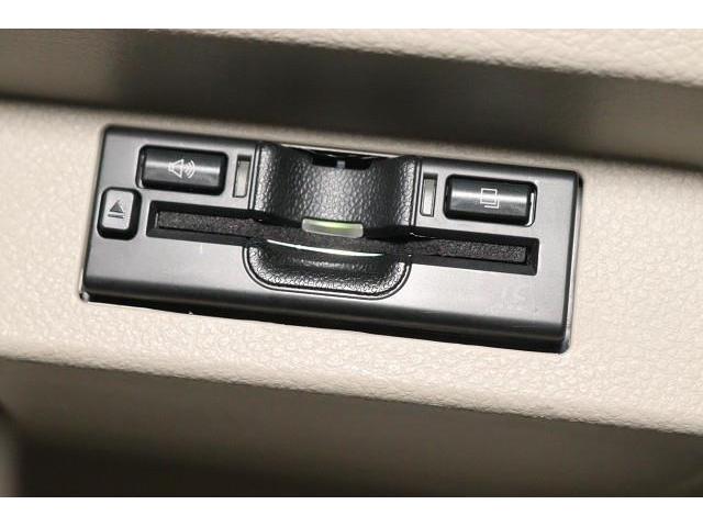 アルトラパン モード　フルセグ　メモリーナビ　ＤＶＤ再生　ミュージックプレイヤー接続可　バックカメラ　衝突被害軽減システム　ＥＴＣ　ドラレコ　ＨＩＤヘッドライト　記録簿　アイドリングストップ（20枚目）