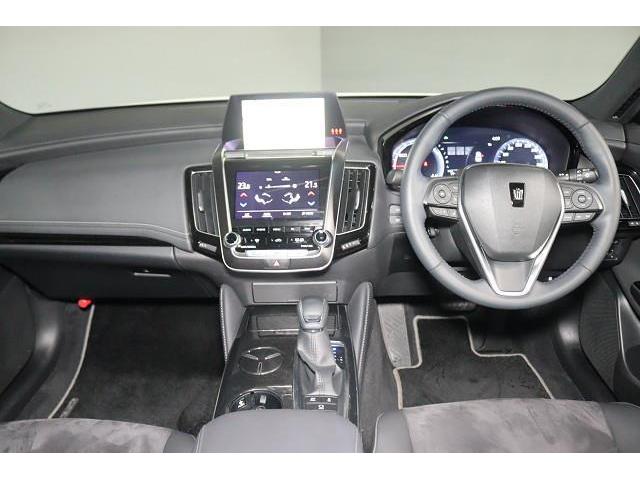 クラウンハイブリッド Ｓ　エレガンススタイルＩＩ　フルセグ　メモリーナビ　ＤＶＤ再生　ミュージックプレイヤー接続可　バックカメラ　衝突被害軽減システム　ＥＴＣ　ＬＥＤヘッドランプ　ワンオーナー　記録簿（2枚目）