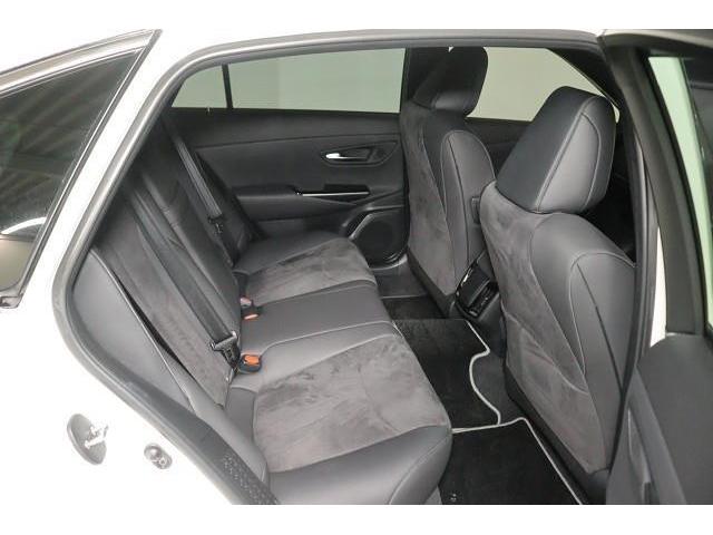 クラウンハイブリッド Ｓ　エレガンススタイルＩＩ　フルセグ　メモリーナビ　ＤＶＤ再生　ミュージックプレイヤー接続可　バックカメラ　衝突被害軽減システム　ＥＴＣ　ＬＥＤヘッドランプ　ワンオーナー　記録簿（11枚目）