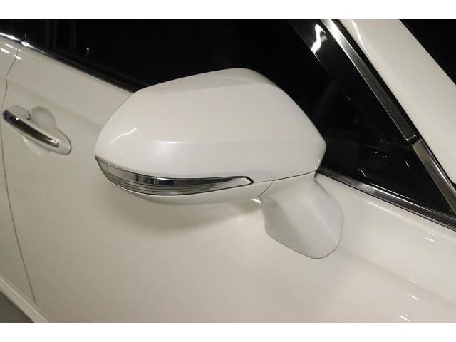 クラウンハイブリッド Ｓ　エレガンススタイルＩＩ　フルセグ　メモリーナビ　ＤＶＤ再生　ミュージックプレイヤー接続可　バックカメラ　衝突被害軽減システム　ＥＴＣ　ＬＥＤヘッドランプ　ワンオーナー　記録簿（13枚目）