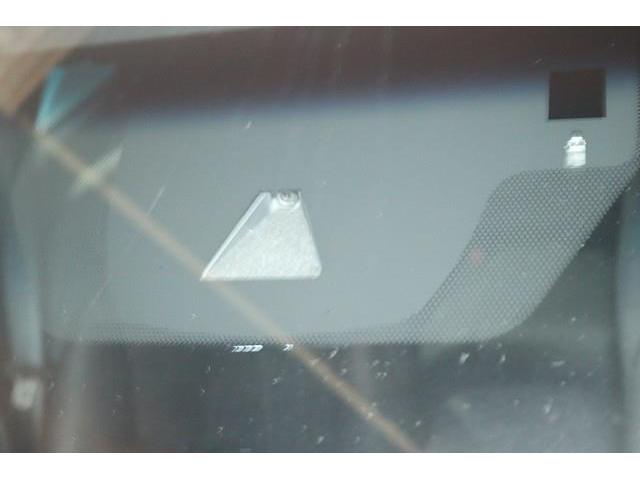 クラウンハイブリッド Ｓ　エレガンススタイルＩＩ　フルセグ　メモリーナビ　ＤＶＤ再生　ミュージックプレイヤー接続可　バックカメラ　衝突被害軽減システム　ＥＴＣ　ＬＥＤヘッドランプ　ワンオーナー　記録簿（16枚目）