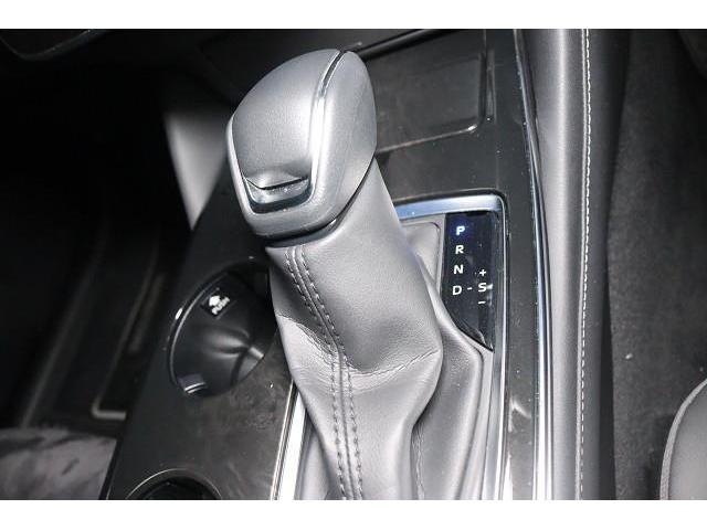 クラウンハイブリッド Ｓ　エレガンススタイルＩＩ　フルセグ　メモリーナビ　ＤＶＤ再生　ミュージックプレイヤー接続可　バックカメラ　衝突被害軽減システム　ＥＴＣ　ＬＥＤヘッドランプ　ワンオーナー　記録簿（22枚目）