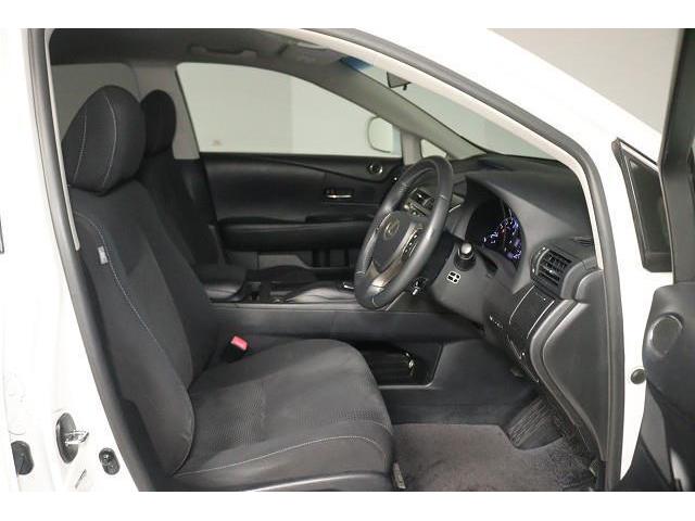 座り心地が良い　快適なフロントシート。