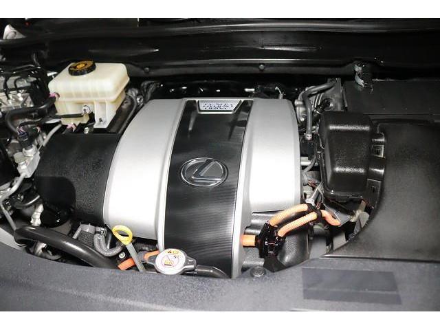 ＲＸ ＲＸ４５０ｈＬ　革シート　４ＷＤ　フルセグ　メモリーナビ　ＤＶＤ再生　ミュージックプレイヤー接続可　後席モニター　バックカメラ　衝突被害軽減システム　ＥＴＣ　ドラレコ　ＬＥＤヘッドランプ　乗車定員７人　記録簿（4枚目）