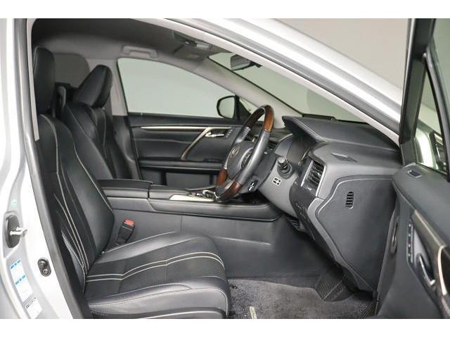 ＲＸ ＲＸ４５０ｈＬ　革シート　４ＷＤ　フルセグ　メモリーナビ　ＤＶＤ再生　ミュージックプレイヤー接続可　後席モニター　バックカメラ　衝突被害軽減システム　ＥＴＣ　ドラレコ　ＬＥＤヘッドランプ　乗車定員７人　記録簿（9枚目）