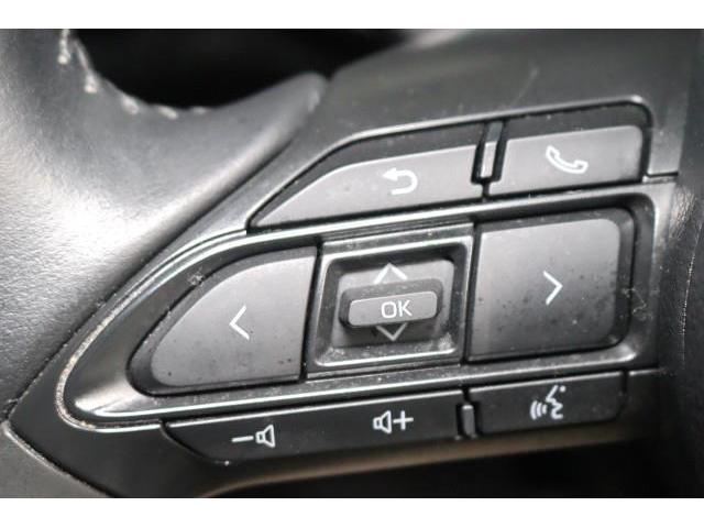 ヤリスクロス ハイブリッドＧ　フルセグ　ミュージックプレイヤー接続可　バックカメラ　衝突被害軽減システム　ＥＴＣ　ワンオーナー　記録簿（18枚目）