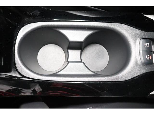 カローラクロス ハイブリッド　Ｚ　フルセグ　ＤＶＤ再生　ミュージックプレイヤー接続可　バックカメラ　衝突被害軽減システム　ＥＴＣ　ＬＥＤヘッドランプ　ワンオーナー　記録簿（29枚目）