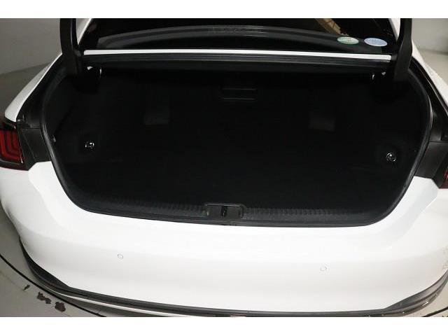 ES ES300h Fスポーツ 革シート サンルーフ フルセグ DVD再生 ミュージックプレイヤー接続可 バックカメラ 衝突被害軽減システム ETC LEDヘッドランプ ワンオーナー 記録簿(13枚目)