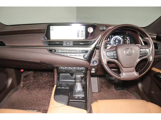 ＥＳ ＥＳ３００ｈ　バージョンＬ　革シート　サンルーフ　フルセグ　メモリーナビ　ＤＶＤ再生　ミュージックプレイヤー接続可　バックカメラ　衝突被害軽減システム　ＥＴＣ　ドラレコ　ＬＥＤヘッドランプ　記録簿（2枚目）