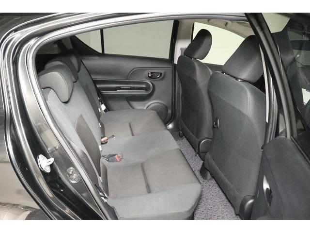 アクア Ｓスタイルブラック　フルセグ　メモリーナビ　ＤＶＤ再生　バックカメラ　衝突被害軽減システム　ＥＴＣ　ワンオーナー　記録簿（10枚目）