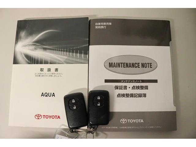 アクア Ｓスタイルブラック　フルセグ　メモリーナビ　ＤＶＤ再生　バックカメラ　衝突被害軽減システム　ＥＴＣ　ワンオーナー　記録簿（27枚目）