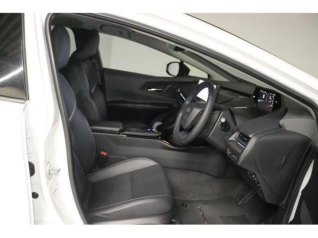 プリウス Z フルセグ ミュージックプレイヤー接続可 バックカメラ 衝突被害軽減システム ETC ドラレコ LEDヘッドランプ 記録簿(9枚目)