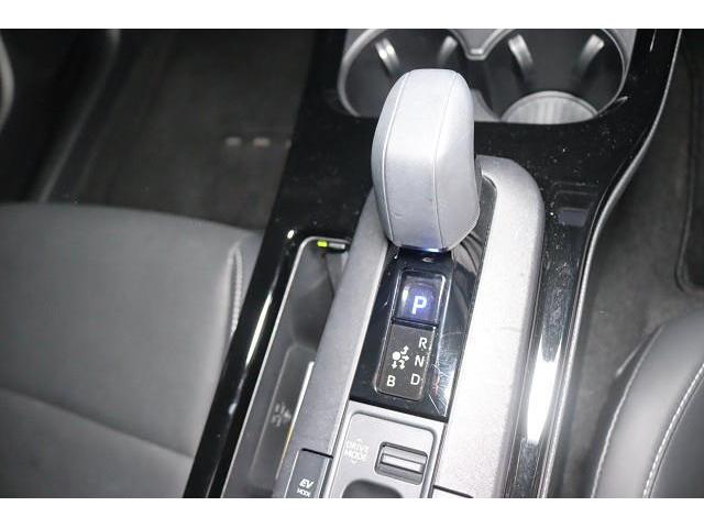 プリウス Z フルセグ ミュージックプレイヤー接続可 バックカメラ 衝突被害軽減システム ETC ドラレコ LEDヘッドランプ 記録簿(26枚目)