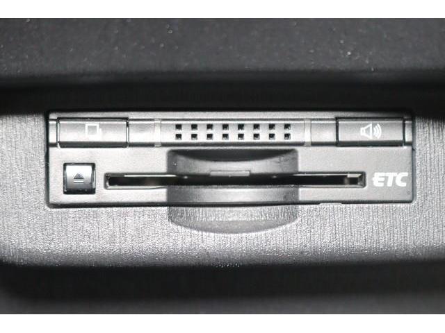 プリウス Sツーリングセレクション・G’s フルセグ メモリーナビ DVD再生 ミュージックプレイヤー接続可 バックカメラ ETC HIDヘッドライト 記録簿(11枚目)