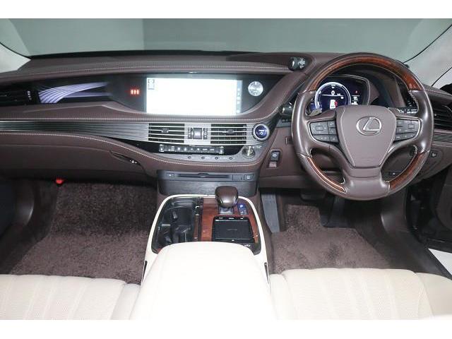 LS LS500h バージョンL 革シート フルセグ メモリーナビ DVD再生 ミュージックプレイヤー接続可 バックカメラ 衝突被害軽減システム ETC LEDヘッドランプ 記録簿(2枚目)