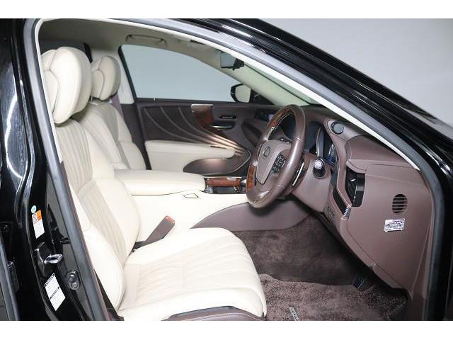 LS LS500h バージョンL 革シート フルセグ メモリーナビ DVD再生 ミュージックプレイヤー接続可 バックカメラ 衝突被害軽減システム ETC LEDヘッドランプ 記録簿(10枚目)