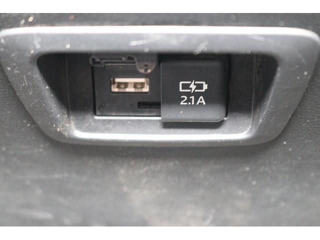 カローラクロス Z フルセグ DVD再生 ミュージックプレイヤー接続可 バックカメラ 衝突被害軽減システム ETC ドラレコ LEDヘッドランプ ワンオーナー 記録簿(14枚目)