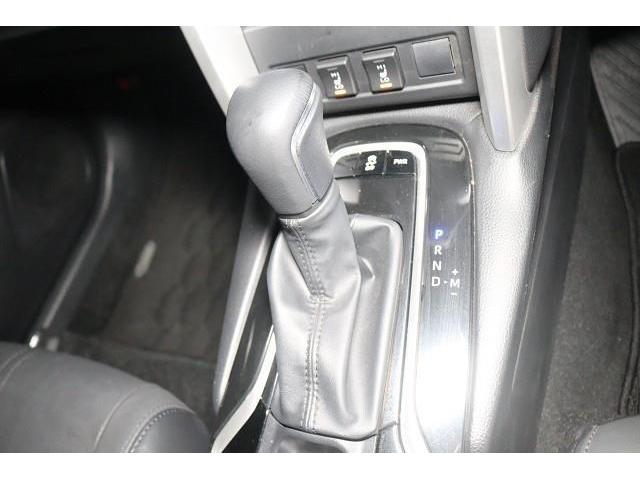 カローラクロス Z フルセグ DVD再生 ミュージックプレイヤー接続可 バックカメラ 衝突被害軽減システム ETC ドラレコ LEDヘッドランプ ワンオーナー 記録簿(29枚目)