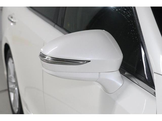 クラウンハイブリッド アスリートＳ　革シート　フルセグ　ＨＤＤナビ　ＤＶＤ再生　ミュージックプレイヤー接続可　バックカメラ　衝突被害軽減システム　ＥＴＣ　ＨＩＤヘッドライト　ワンオーナー　記録簿（15枚目）