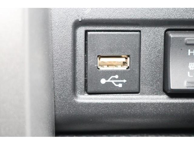 カローラクロス ハイブリッド Z フルセグ DVD再生 ミュージックプレイヤー接続可 バックカメラ 衝突被害軽減システム ETC LEDヘッドランプ ワンオーナー 記録簿(27枚目)