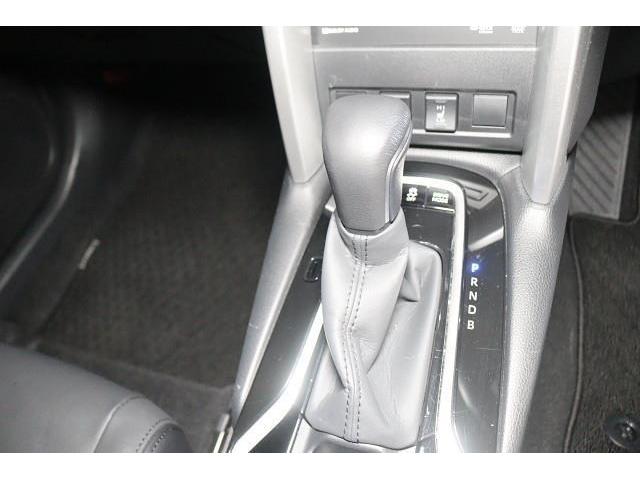 カローラクロス ハイブリッド Z フルセグ DVD再生 ミュージックプレイヤー接続可 バックカメラ 衝突被害軽減システム ETC LEDヘッドランプ ワンオーナー 記録簿(28枚目)