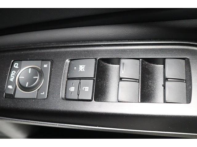 ＥＳ ＥＳ３００ｈ　サンルーフ　フルセグ　メモリーナビ　ＤＶＤ再生　ミュージックプレイヤー接続可　バックカメラ　衝突被害軽減システム　ＥＴＣ　ドラレコ　ＬＥＤヘッドランプ　ワンオーナー　記録簿（30枚目）