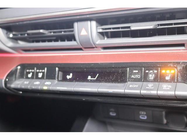 プリウス Ｚ　フルセグ　ミュージックプレイヤー接続可　バックカメラ　衝突被害軽減システム　ＥＴＣ　ドラレコ　ＬＥＤヘッドランプ　ワンオーナー　記録簿（27枚目）