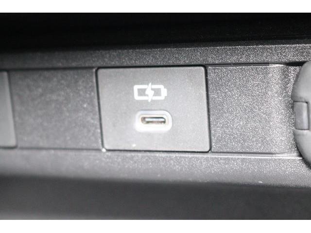 プリウス Ｚ　フルセグ　ミュージックプレイヤー接続可　バックカメラ　衝突被害軽減システム　ＥＴＣ　ドラレコ　ＬＥＤヘッドランプ　ワンオーナー　記録簿（29枚目）