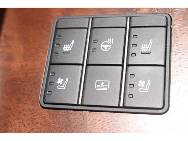 ＬＳ ＬＳ５００ｈ　Ｉパッケージ　革シート　サンルーフ　フルセグ　メモリーナビ　ミュージックプレイヤー接続可　バックカメラ　衝突被害軽減システム　ＥＴＣ　ドラレコ　ＬＥＤヘッドランプ　ワンオーナー　記録簿（11枚目）