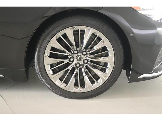 ＬＳ ＬＳ５００ｈ　Ｉパッケージ　革シート　サンルーフ　フルセグ　メモリーナビ　ミュージックプレイヤー接続可　バックカメラ　衝突被害軽減システム　ＥＴＣ　ドラレコ　ＬＥＤヘッドランプ　ワンオーナー　記録簿（21枚目）