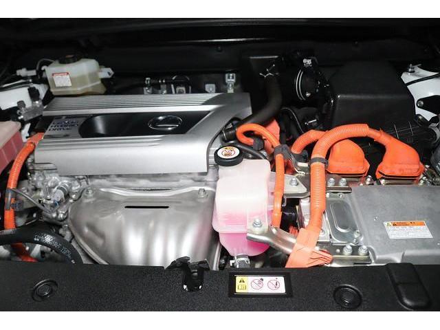 NX NX300h Fスポーツ 革シート サンルーフ フルセグ メモリーナビ DVD再生 ミュージックプレイヤー接続可 バックカメラ 衝突被害軽減システム ETC ドラレコ LEDヘッドランプ 記録簿(4枚目)