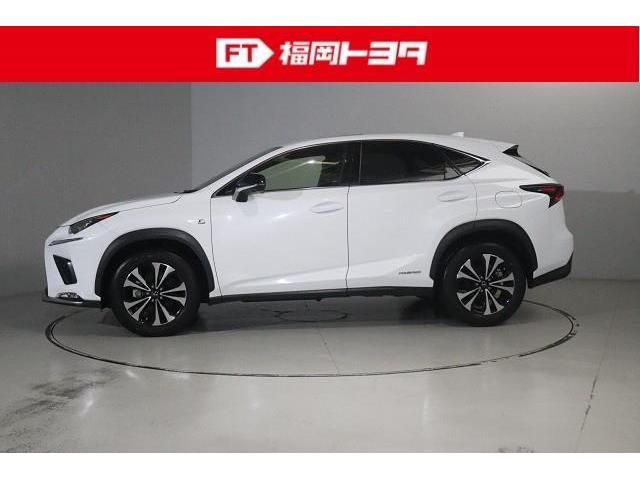 NX NX300h Fスポーツ 革シート サンルーフ フルセグ メモリーナビ DVD再生 ミュージックプレイヤー接続可 バックカメラ 衝突被害軽減システム ETC ドラレコ LEDヘッドランプ 記録簿(5枚目)