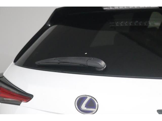 NX NX300h Fスポーツ 革シート サンルーフ フルセグ メモリーナビ DVD再生 ミュージックプレイヤー接続可 バックカメラ 衝突被害軽減システム ETC ドラレコ LEDヘッドランプ 記録簿(17枚目)