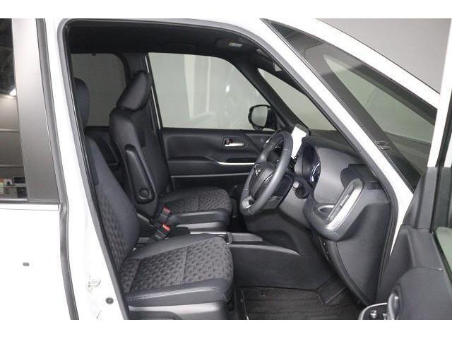 ヴォクシー ハイブリッドＳ－Ｚ　フルセグ　メモリーナビ　ＤＶＤ再生　ミュージックプレイヤー接続可　バックカメラ　衝突被害軽減システム　ＥＴＣ　両側電動スライド　ＬＥＤヘッドランプ　乗車定員７人　３列シート　ワンオーナー　記録簿（10枚目）