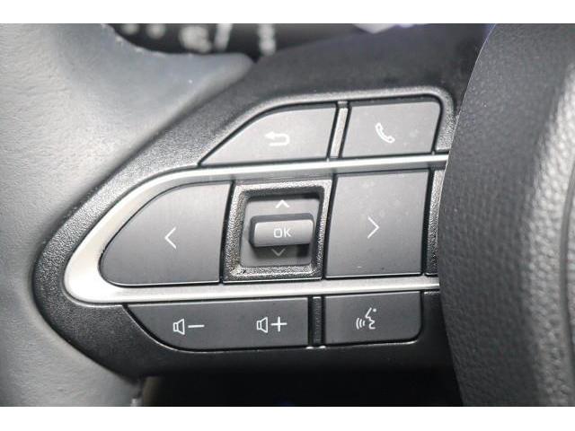 ヴォクシー ハイブリッドＳ－Ｚ　フルセグ　メモリーナビ　ＤＶＤ再生　ミュージックプレイヤー接続可　バックカメラ　衝突被害軽減システム　ＥＴＣ　両側電動スライド　ＬＥＤヘッドランプ　乗車定員７人　３列シート　ワンオーナー　記録簿（22枚目）