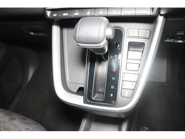 ヴォクシー ハイブリッドＳ－Ｚ　フルセグ　メモリーナビ　ＤＶＤ再生　ミュージックプレイヤー接続可　バックカメラ　衝突被害軽減システム　ＥＴＣ　両側電動スライド　ＬＥＤヘッドランプ　乗車定員７人　３列シート　ワンオーナー　記録簿（25枚目）