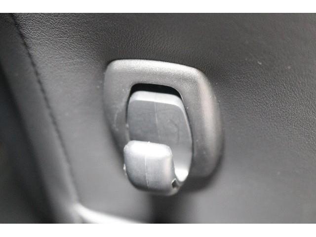 ヴォクシー ハイブリッドＳ－Ｚ　フルセグ　メモリーナビ　ＤＶＤ再生　ミュージックプレイヤー接続可　バックカメラ　衝突被害軽減システム　ＥＴＣ　両側電動スライド　ＬＥＤヘッドランプ　乗車定員７人　３列シート　ワンオーナー　記録簿（29枚目）