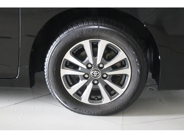 �X�^�C���b�V���ȃf�U�C���̃z�C�[���𑕒��I