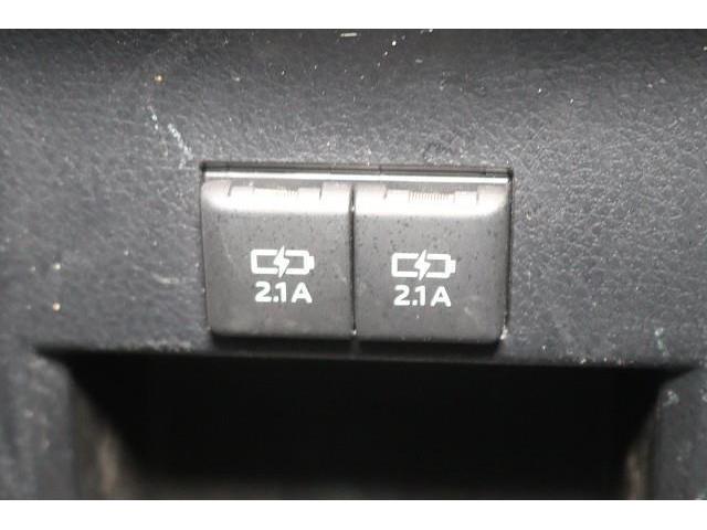 �X�}�[�g�t�H���Ȃǂ̏[�d�ɕ֗��Ȃt�r�a�|�[�g�𑕔��B