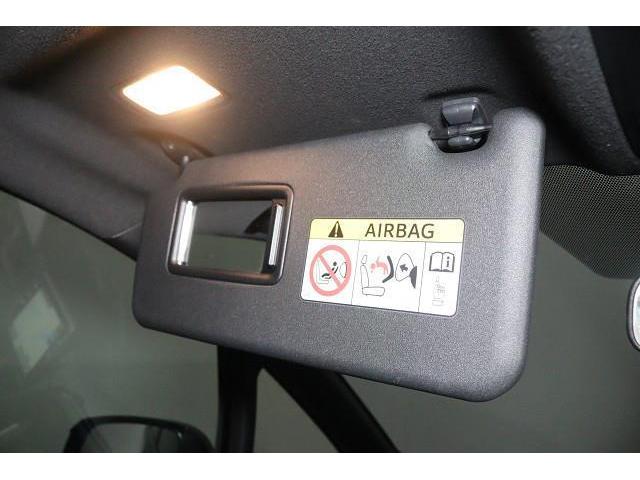 �T���o�C�U�[�́Aῂ������������Ղ�ق��ɂ��A���̃~���[�Őg�����Ȃ݂𐮂��邱�Ƃ��ł��܂��B