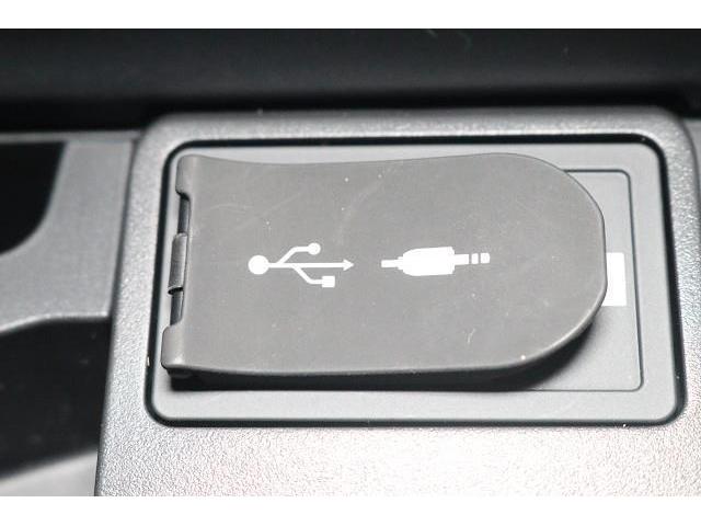 �t�r�a�[�q�𑕔��@���y�̍Đ��Ȃǂ��\�ł��B�i�ڑ��@��y�уf�[�^���ɂ���Ă͑Ή��ł��Ȃ��ꍇ������܂��j