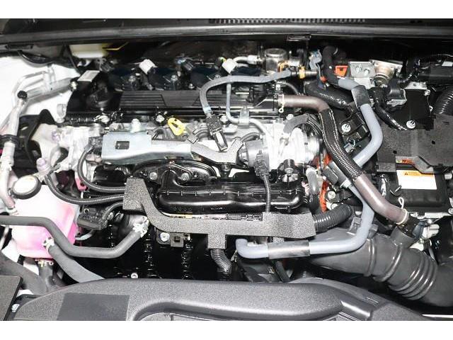 プリウス Ｚ　フルセグ　ミュージックプレイヤー接続可　バックカメラ　衝突被害軽減システム　ＥＴＣ　ドラレコ　ＬＥＤヘッドランプ　記録簿（3枚目）