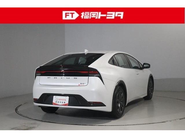 プリウス Ｚ　フルセグ　ミュージックプレイヤー接続可　バックカメラ　衝突被害軽減システム　ＥＴＣ　ドラレコ　ＬＥＤヘッドランプ　記録簿（5枚目）