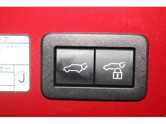 カローラクロス Ｚ　フルセグ　ミュージックプレイヤー接続可　バックカメラ　衝突被害軽減システム　ＬＥＤヘッドランプ　ワンオーナー　記録簿（13枚目）