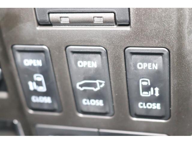 �w�d���X���C�h�h�A�x�́A�⓹�⋷�����Ȃǂł��ȒP�ɊJ�ł��ĕ֗��I�@�^�]�Ȃ�����X�C�b�`�ŊJ���삪���񂽂�ɏo����̂ň��S�ł��B