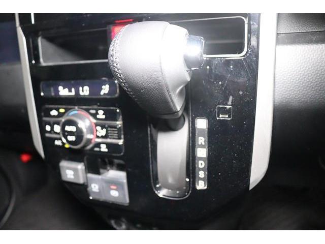 ルーミー カスタムＧ　フルセグ　メモリーナビ　ＤＶＤ再生　バックカメラ　衝突被害軽減システム　ＥＴＣ　ドラレコ　両側電動スライド　ＬＥＤヘッドランプ　ウオークスルー　ワンオーナー　記録簿　アイドリングストップ（26枚目）