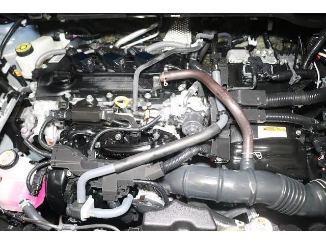 �G���W�����[���̓N���[�j���O�����{���Ă���܂��B