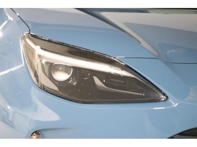 ���F�����ǂ��A�M�����������w�b�h���C�g�ł��B