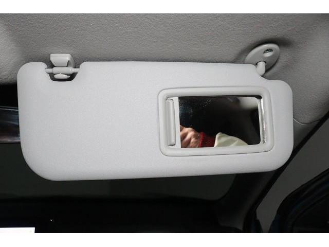 �T���o�C�U�[�́Aῂ������������Ղ�ق��ɂ��A���̃~���[�Őg�����Ȃ݂𐮂��邱�Ƃ��ł��܂��B