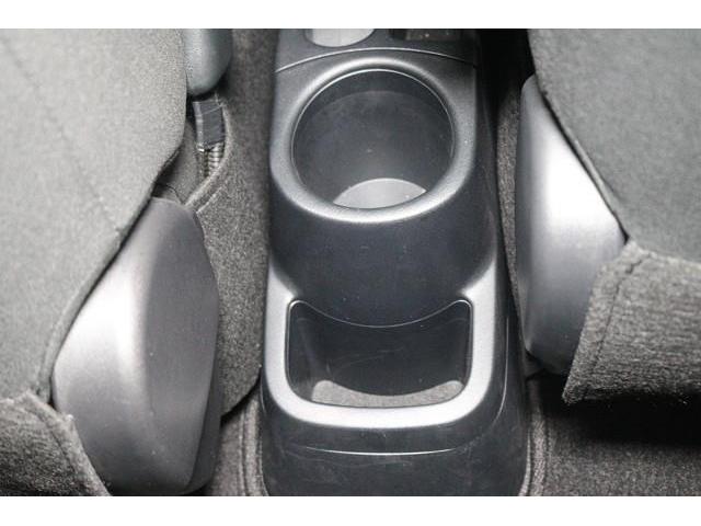 アクア Ｓスタイルブラック　フルセグ　メモリーナビ　ＤＶＤ再生　ミュージックプレイヤー接続可　バックカメラ　衝突被害軽減システム　ＥＴＣ　ＬＥＤヘッドランプ　ワンオーナー　記録簿（12枚目）